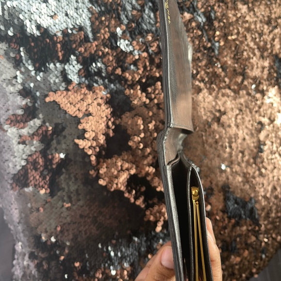 CHANEL WALLET 🥰 - Picture 5 of 13